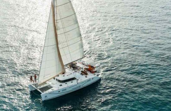 Tour en Catamarán de Corralejo a Isla de Lobos